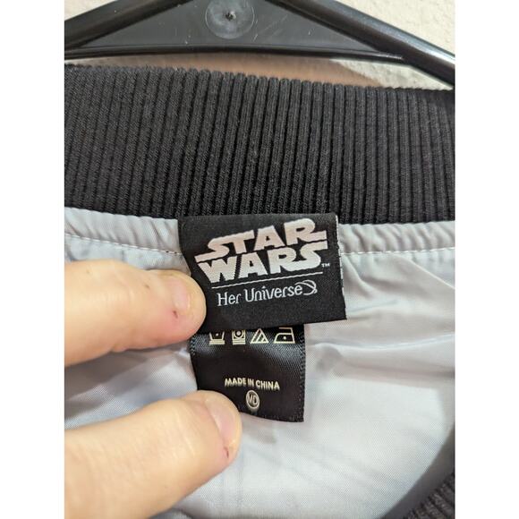 Disney parks Her Universe satin bomber style jacket Star Wars Captain Phasma XL - Picture 6 of 11